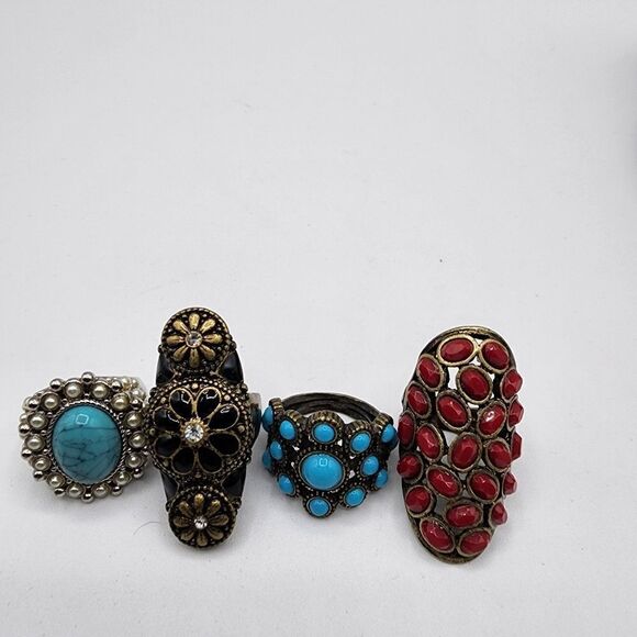 Lot of 4 costume rings - Picture 1 of 7